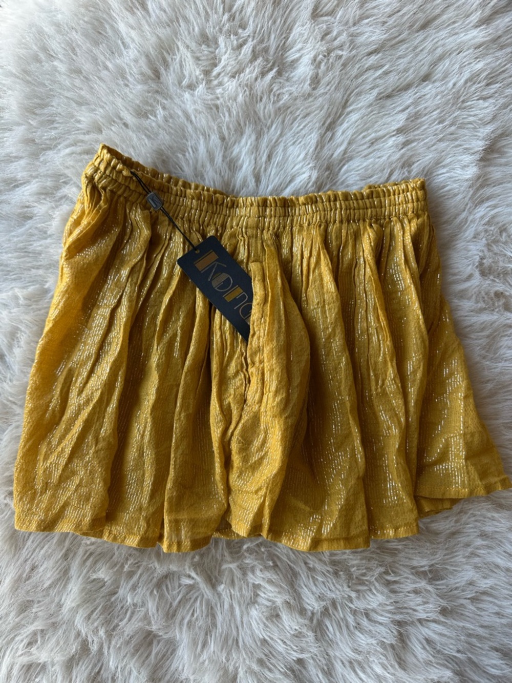 Suzi Kondi Metallic Mustard Gold Gathered shorts with pockets XS-S skater NWT - Picture 8 of 16